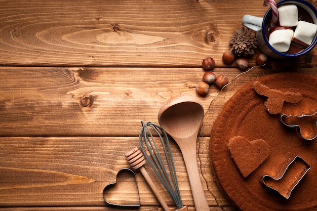 Vue de dessus des ustensiles de cuisine de Noël