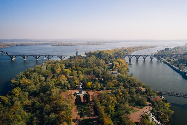 Vue sur le Dniepr à Kiev