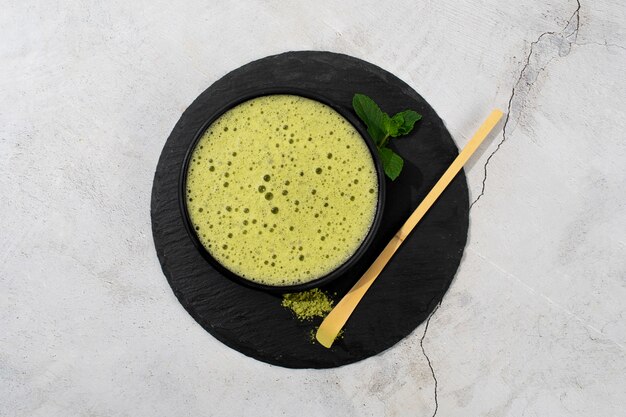 Vue du haut matcha vert nature morte