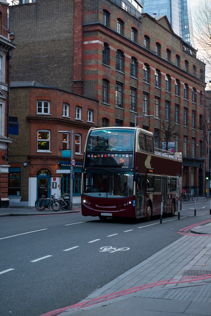 Photo gratuit vue du trafic dans la ville de londres