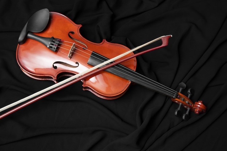 Photo gratuit vue du violon dans un magasin d'instruments de musique