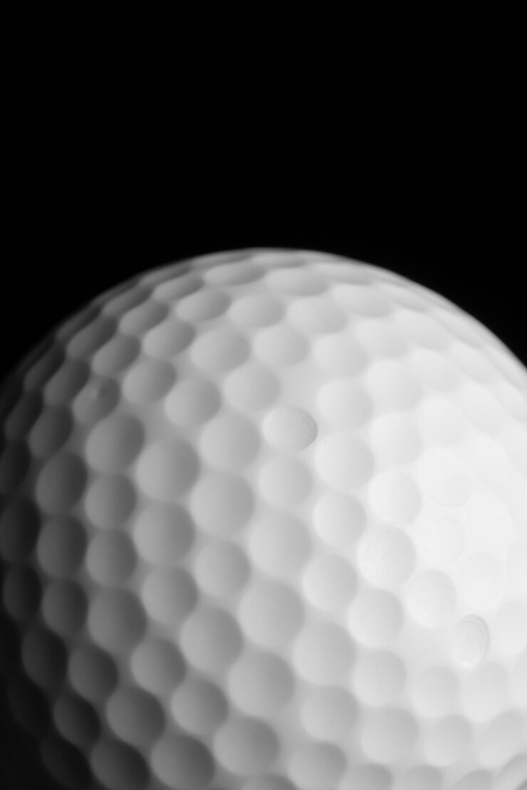 Photo gratuit vue de l'équipement de sport de golf
