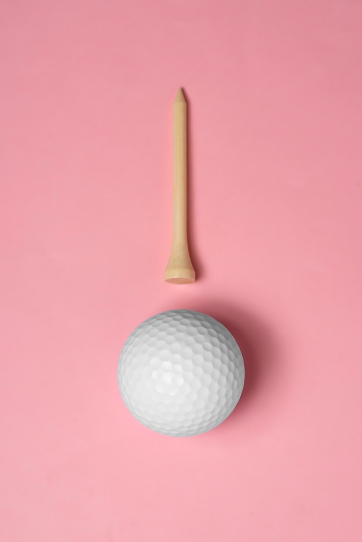 Photo gratuit vue de l'équipement de sport de golf
