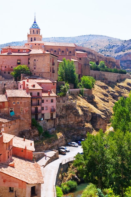 Vue d&#39;été d&#39;Albarracin