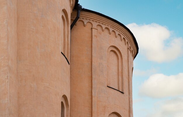 Vue extérieure du bâtiment de l'église