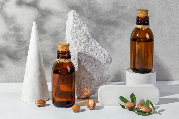 Vue de face de la composition du produit d'argan naturel