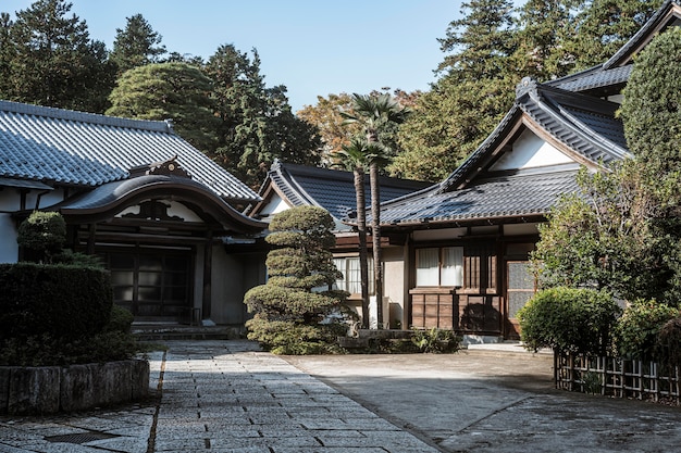 Vue de face du complexe de temples japonais
