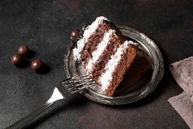 Photo gratuite vue de face du concept de délicieux gâteau