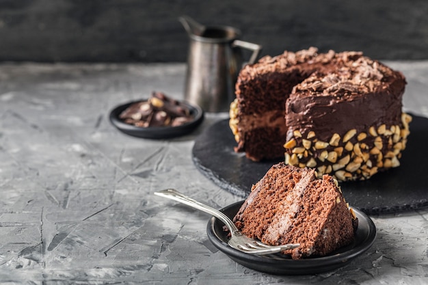 Vue de face du concept de délicieux gâteau