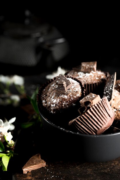 Vue de face du délicieux concept de chocolat