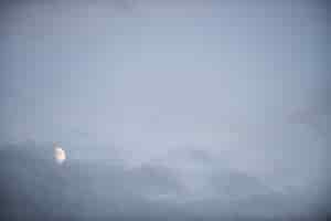 Photo gratuite vue de la lune dans le ciel