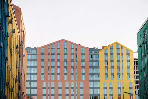 Vue des nouvelles maisons en banlieue