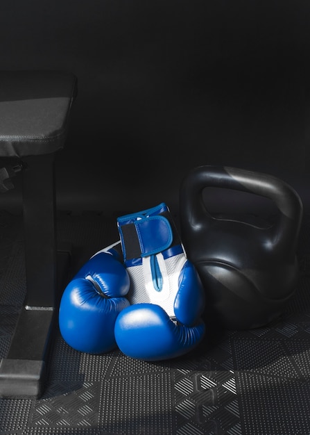 Photo gratuite vue d'une paire de gants de boxe