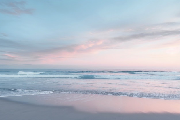 Photo gratuite vue sur la plage avec de l'eau de mer