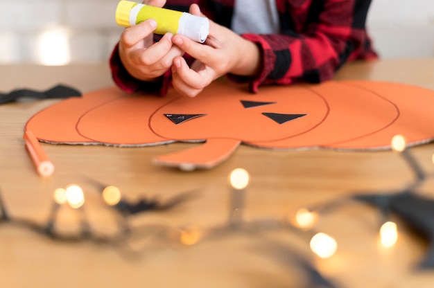 Photo gratuite vue rapprochée de l'arrangement d'halloween