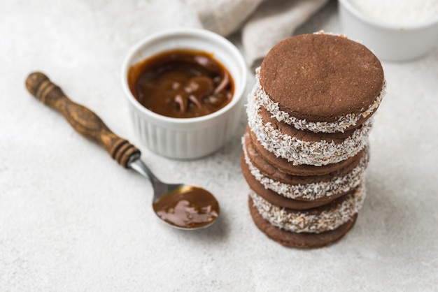 Photo gratuite vue rapprochée de délicieux alfajores