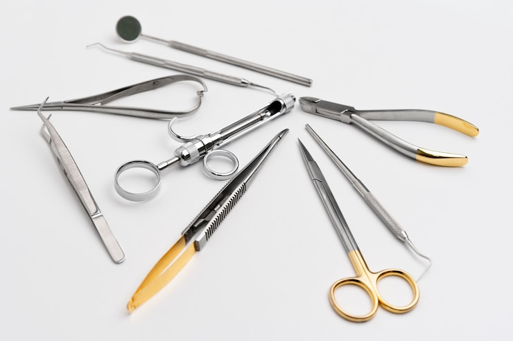 Photo gratuit vue rapprochée des instruments dentaires