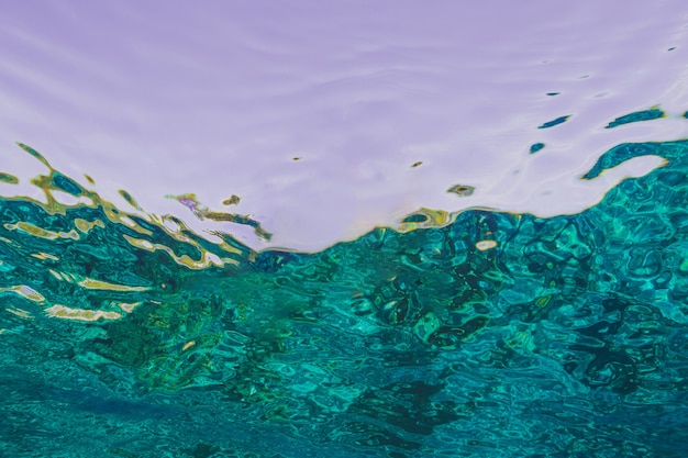 Photo gratuite vue sous-marine de la surface de la mer