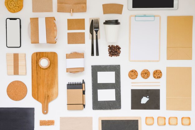 Vue supérieure de la composition des aliments à emporter