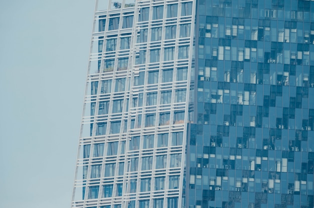 Windows d'un bâtiment d'entreprise