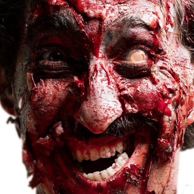 Photo gratuite zombie avec un oeil rouge