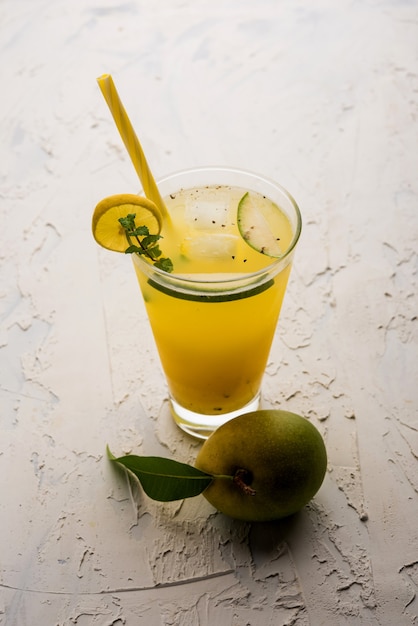 Aam Panna ou panha ou Jus de mangue verte salé et sucré