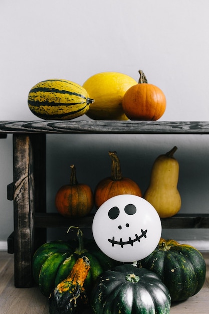 Photo accessoires de décorations happy halloween day background concept