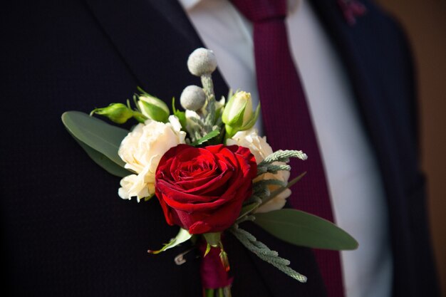 Les accessoires du marié le jour du mariage