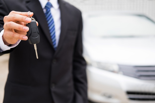 Acheter Vente et Assurer le concept de voiture.