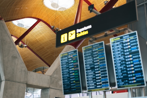 Affichage des horaires de l'aéroport