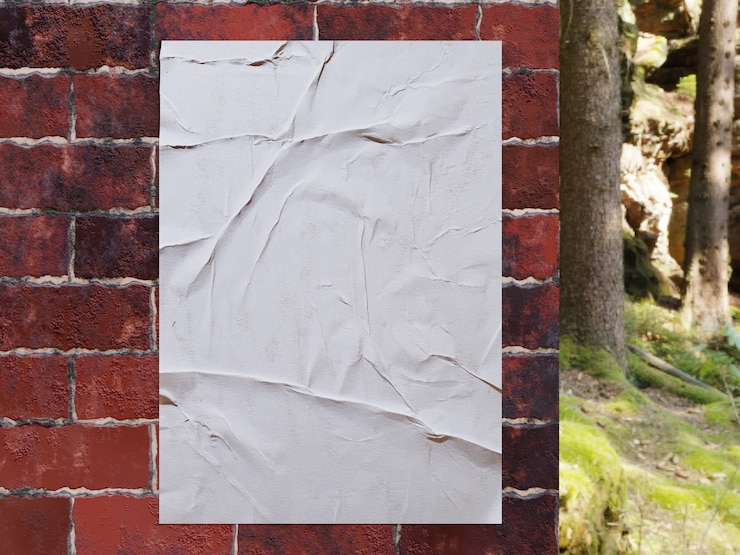 Photo affiche vierge collée sur un mur de briques de l'autre côté près de la forêt pour une maquette de rendu 3d
