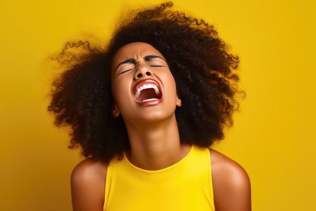Une Afro-Américaine passionnée exprime ses émotions