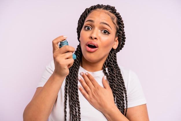 Afro femme noire avec des tresses