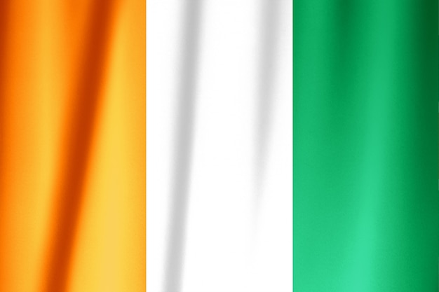 Agitant le drapeau du drapeau Côte d'Ivoire