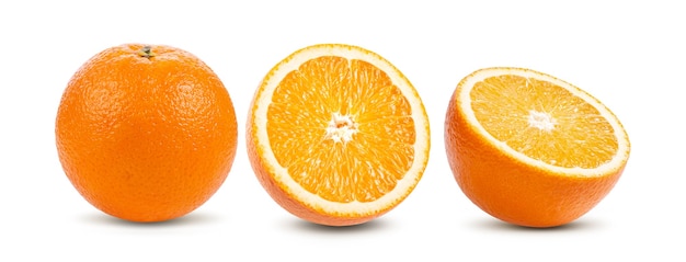 Agrumes orange isolé sur blanc