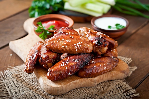 Ailes de poulet au four avec sauce teriyaki