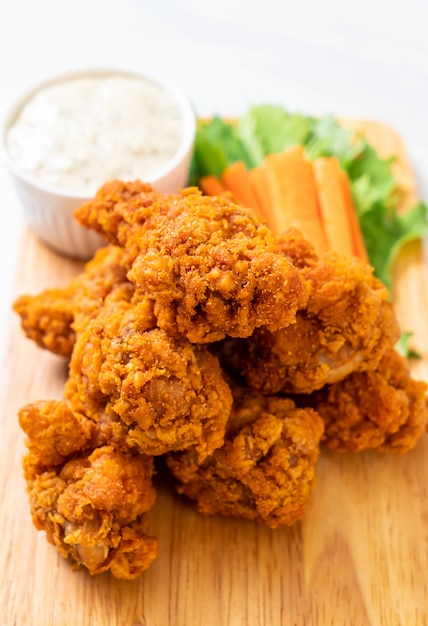 ailes de poulet épicées frites