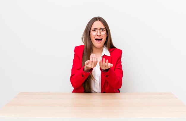 L'air désespéré, frustré et stressé