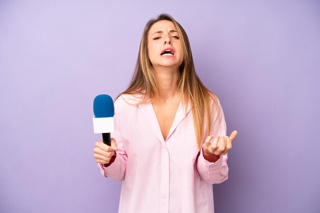 L'air désespéré, frustré et stressé