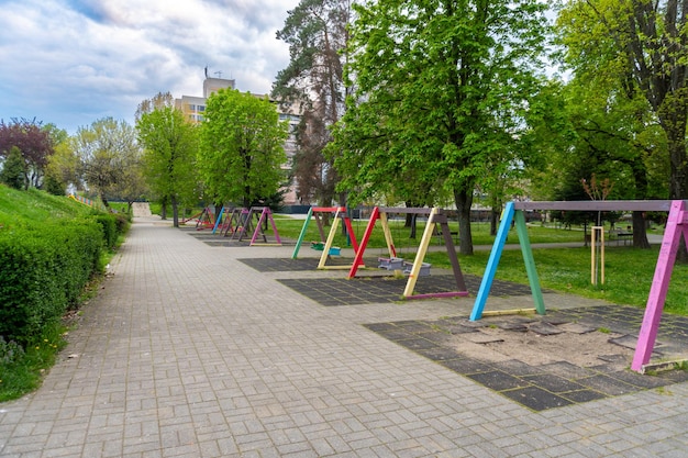 L'aire de jeux du parc pour enfants pour les enfants