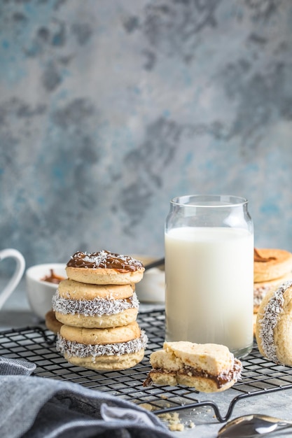 Alfajores : Biscuits péruviens traditionnels fourrés au caramel