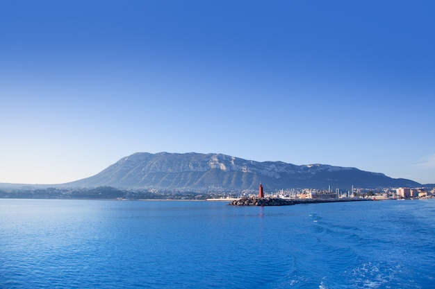 Alicante Denia marina sur bleu méditerranéen