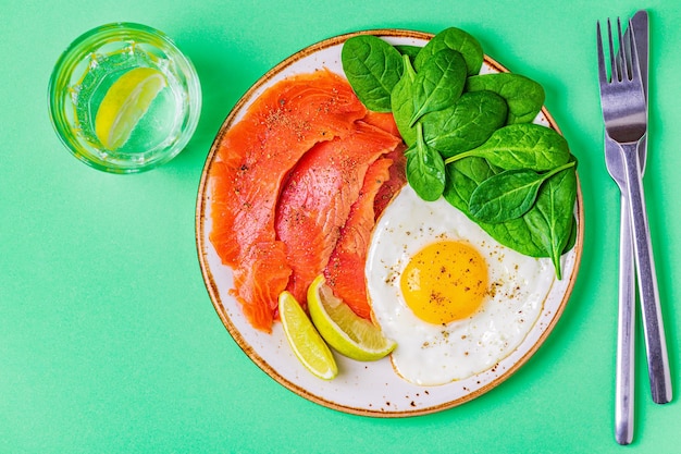 Aliments diététiques cétogènes, concept de repas sains, vue de dessus, espace de copie.