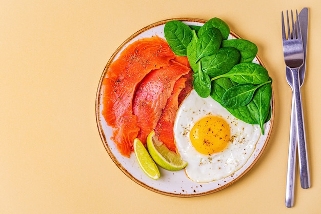 Aliments diététiques cétogènes, concept de repas sains, vue de dessus, espace de copie.