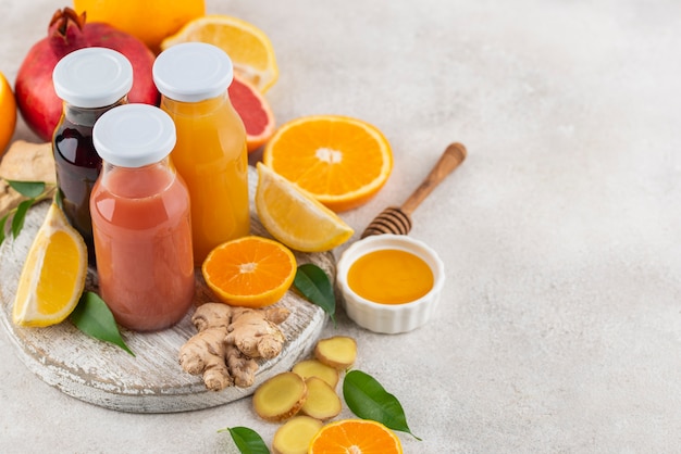 Photo aliments et jus stimulant l'immunité aux agrumes et au gingembre