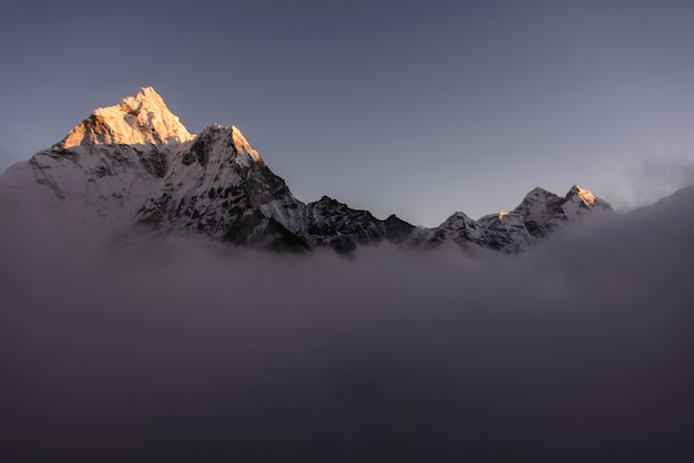 Ama-Dablam