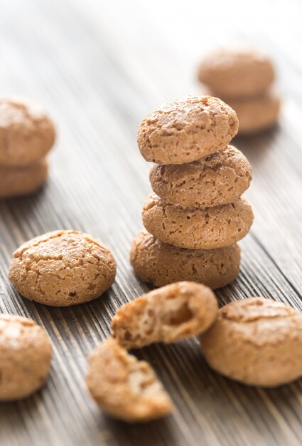 Amaretti cookies