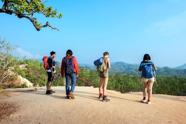 Amis Explorer Nature Concept en plein air