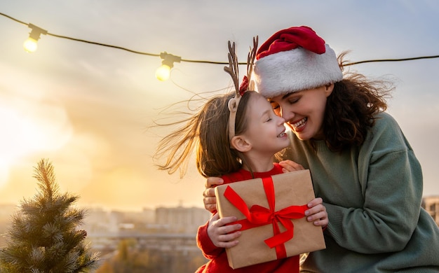 Les amis fêtent Noël