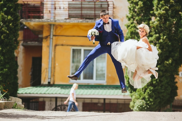 les amoureux de la fille de femme d&#39;engagement à deux